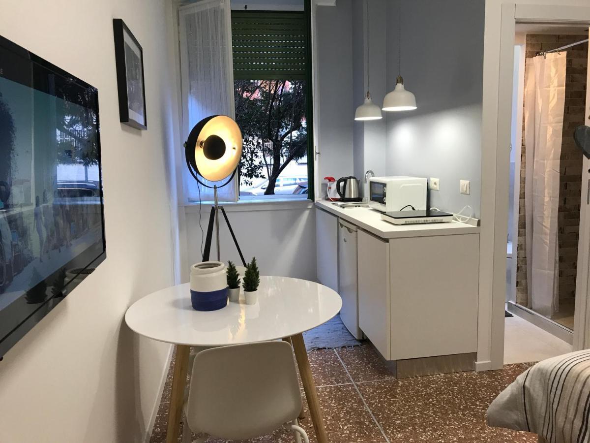 Studio 25 Apartment - Near Metro M3 Milan Luaran gambar
