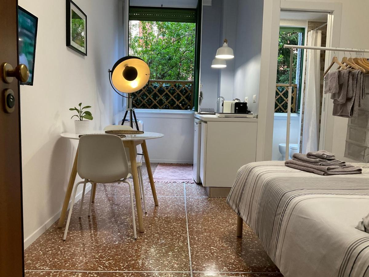 Studio 25 Apartment - Near Metro M3 Milan Luaran gambar