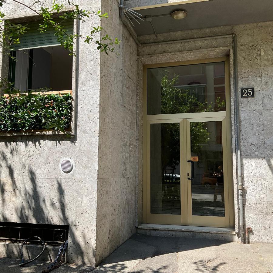 Studio 25 Apartment - Near Metro M3 Milan Luaran gambar