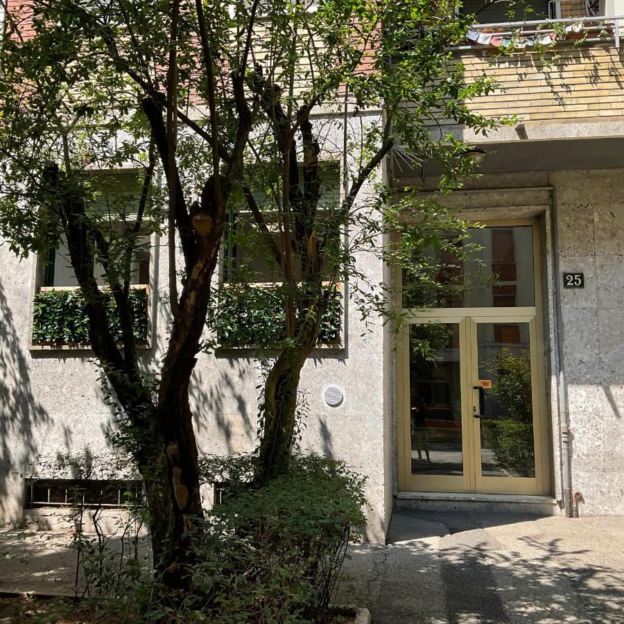 Studio 25 Apartment - Near Metro M3 Milan Luaran gambar